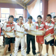 Los estudiantes de Sucre ocuparon en su totalidad el podio de la categora varones, tanto en individual como en dobles, de tenis de mesa.