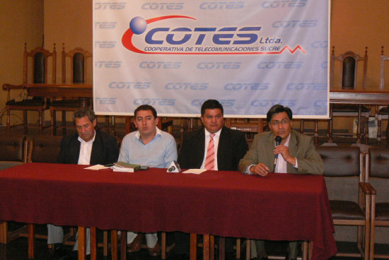 DECISIN. Consejeros de Administracin comunicaron su decisin en conferencia de prensa.