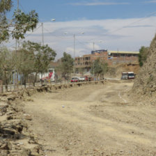 OBRAS. Se retira la plataforma antigua.