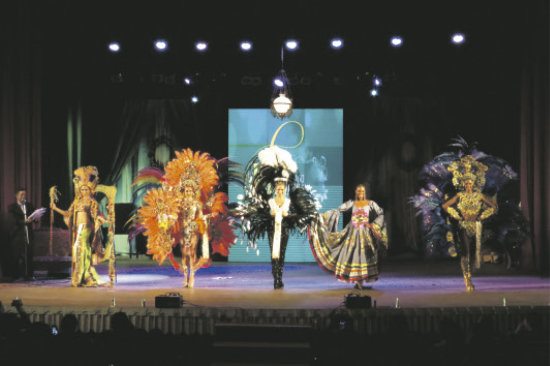 FINALISTAS: Las representantes de Ecuador, Nicaragua, Bolivia, Hait y Panam que llegaron a la ronda final.