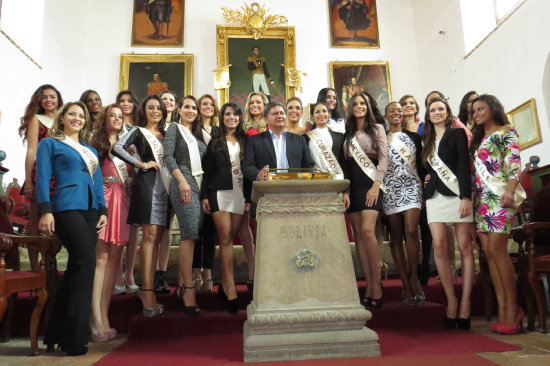 ESTADA. Las misses participaron de varias actividades ayer, en Sucre.