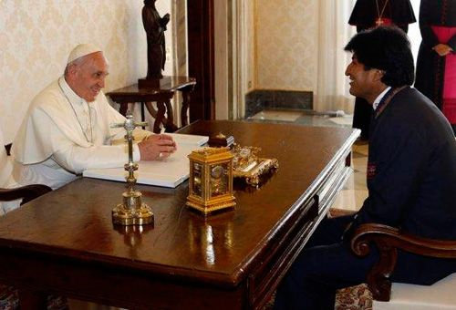 VISITA. El presidente Evo Morales y el papa Francisco en su ltimo encuentro.