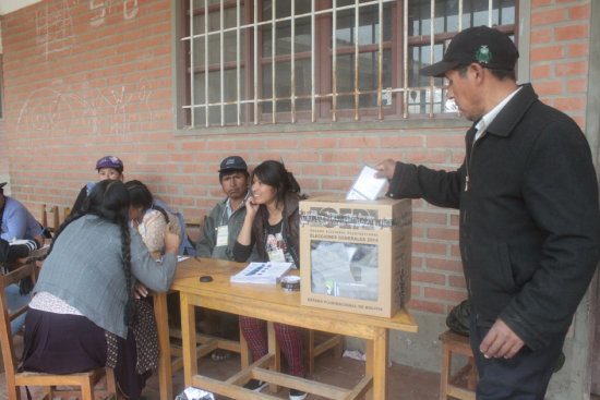 ELECCIONES. Se elegir a gobernadores y alcaldes el 1 de marzo de 2015.