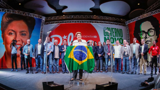 VICTORIA. Dilma Rousseff, durante una rueda de prensa luego de conocer los resultados que le dieron la victoria en la segunda vuelta.