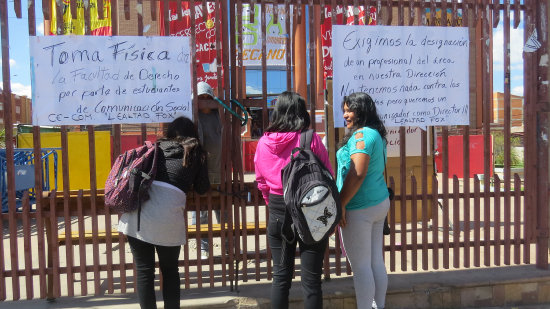 PRESIN. La toma del edificio de la Facultad de Derecho realizada eyer.