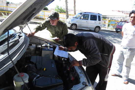 MULTAS. Suspenden pago al transporte pblico