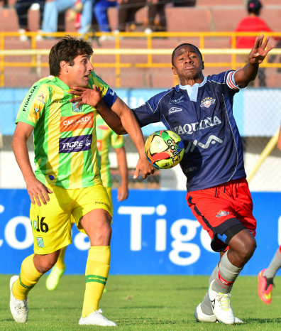 Wilstermann y Oriente Petrolero librarn hoy, domingo, una batalla por mantenerse en el liderato de la clasificacin.