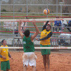 Entre el sbado y domingo se cumpli el clasificatorio local de voleibol de playa, en damas y varones.