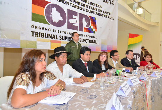 SALA PLENA. Los vocales del Tribunal Supremo Electoral (TSE) se reunirn hoy en Cochabamba en una cita clave para los comicios del prximo ao.