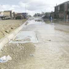 AVENIDA. El agua no se escurre.