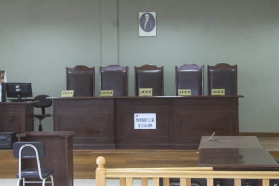 JUZGADORES. Con la nueva ley, los Tribunales de Sentencia tendrán tres jueces técnicos; hasta ahora tenían dos y tres jueces ciudadanos.