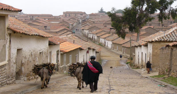 TURISMO. Tarabuco atrae visitantes.