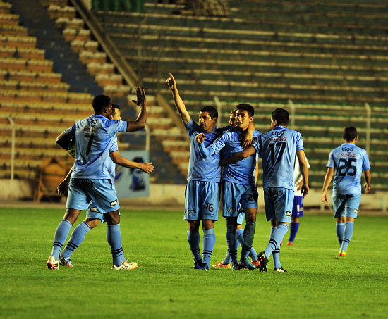 El volante celeste marc su primer hat-trick anoche, en el estadio Hernando Siles, frente a Sport Boys.