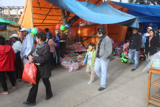 FERIA. El Alcalde descart la posibilidad de que se realice nuevamente en los alrededores del Estadio Patria, atendiendo la solicitud de los vecinos.