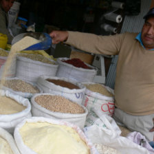 PRODUCCIN. La quinua real es uno de los productos ms caros en el mercado interno.