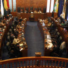 AUDIENCIA. Tribunos irn al Senado.