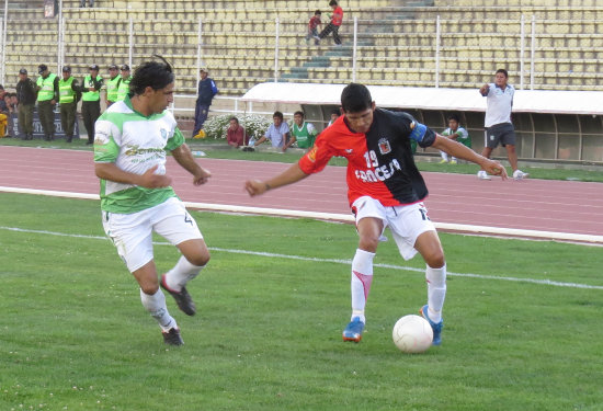 Una escena de archivo del partido jugado contra Atltico Bermejo.