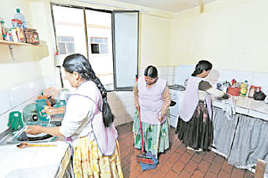 TRABAJO. El servicio domstico, una de las ocupaciones de las mujeres en la regin.