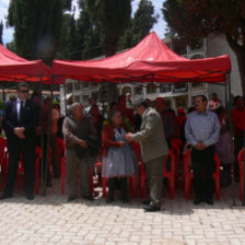 HOMENAJE. Los familiares de Gonzalo Durn y Jos Luis Cardozo en la misa del Cementerio.