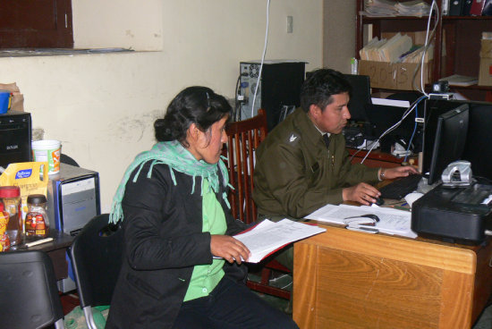 DENUNCIA. Ayer la sargento Calani denunci al Comandante de Chuquisaca por corrupcin.