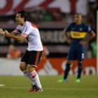 La celecebracin de Leonardo Pisculichi, autor del nico gol del partido, que dio la clasificacin a River Plate.