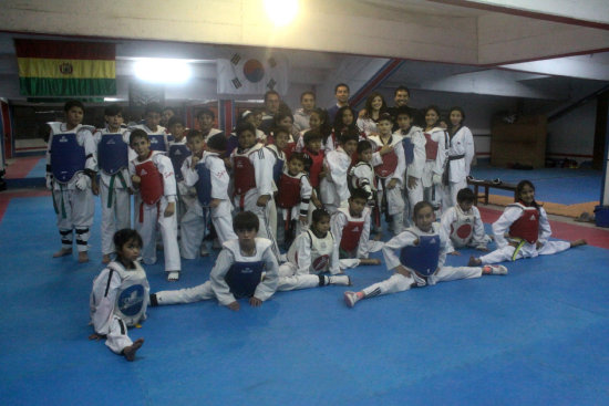 La seleccin chuquisaquea de taekwondo que intervendr en el Nacional.