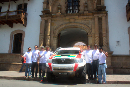 El Equipo Chuquisaca se alista para participar del Dakar 2015.