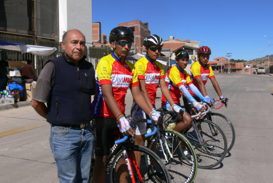 El equipo Cristo Redentor es uno de los tres representantes cochabambinos que participarn a partir de hoy, en la Vuelta a Chuquisaca.