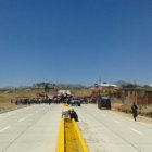 INAUGURACIN. La avenida cuenta con dos carriles a lo largo de 1,4 kilmetros