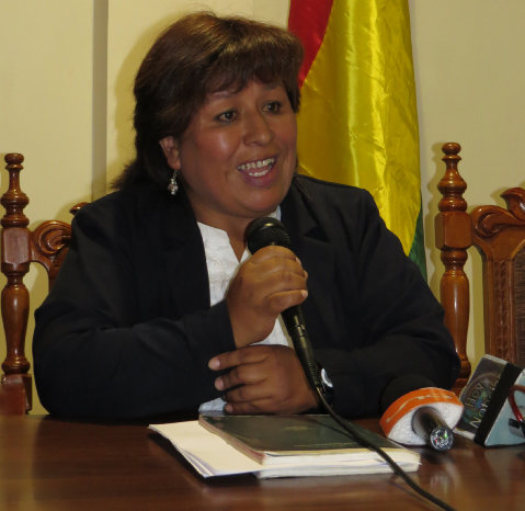 Nueva presidenta. Elizabeth Quispe.