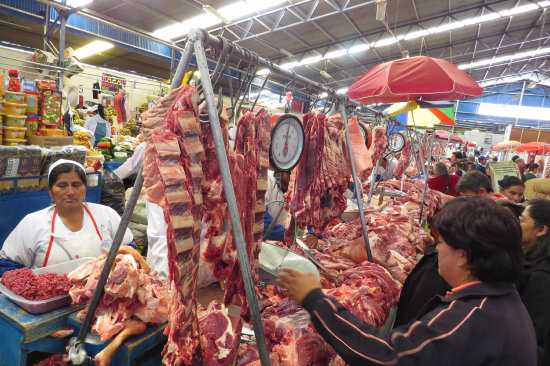 NORMALIDAD. En Sucre el abastecimiento de carne es normal y los precios no suben hace tres meses.