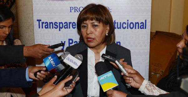 YPFB. La Ministra de Transparencia revel la detencin de un grupo de corrupcin.