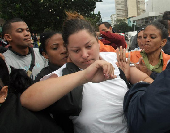 VIOLENCIA. Acoso a una activista.