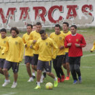 El equipo atigrado en una de sus ltimas prcticas en Achumani.