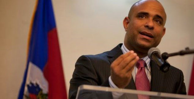 RENUNCIA. El haitiano Laurent Lamothe.