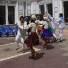 FIESTA. La presentacin de la Navidad serranense ayer, en el patio de la Gobernacin.