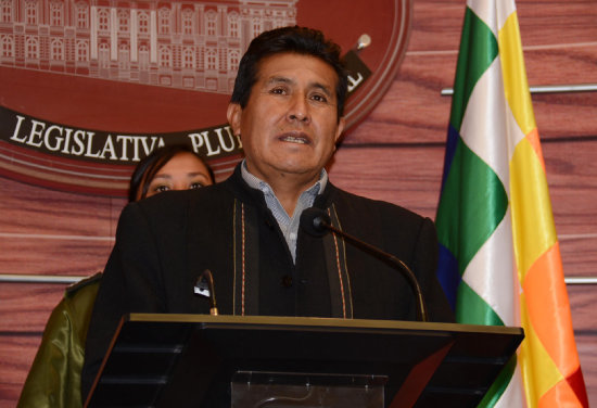 SENADOR. Eugenio Rojas (MAS).