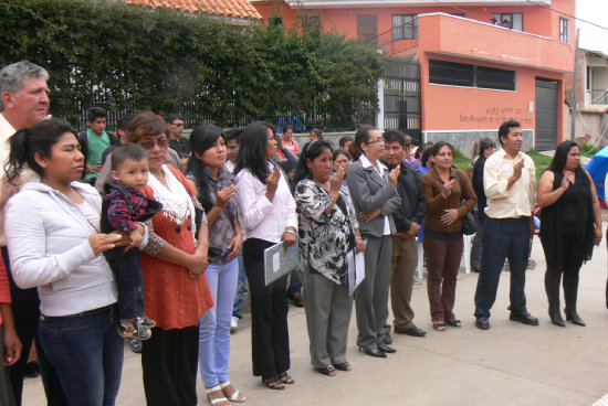 ASOCIACIN. Los comerciantes independientes que participaron de la Feria de Navidad en Garcilazo posesionaron ayer su mesa directiva.