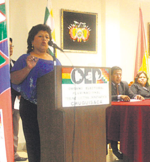 ELECCIONES. La presidenta del Tribunal Electoral Departamental, Elizabeth Quispe.