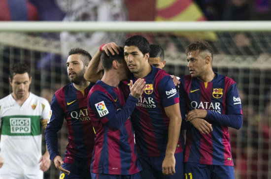 Messi, Neymar y Surez celebran uno de los goles del partido.