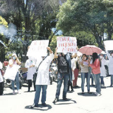 RECLAMO. La marcha del viernes en Sucre.