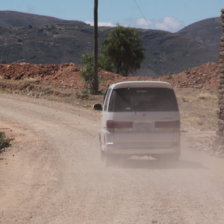 PRECAUCIN. Los caminos de la Red Vial Departamental estn saturados de humedad por las constantes lluvias de los ltimos das.