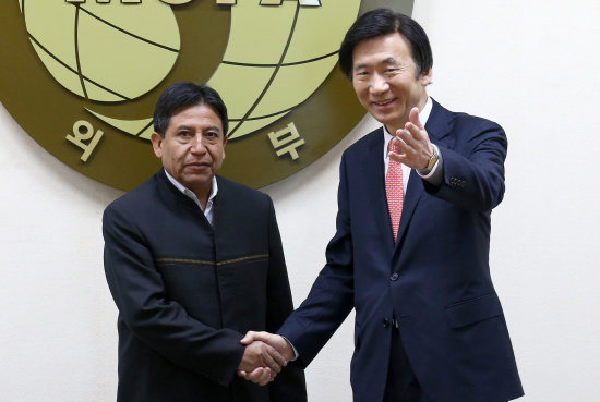 CITA. Embajadores de Bolivia y Corea de Sur.