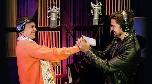 CANTANTES. Juan Gabriel y Juanes en el estudio graban la cancin 