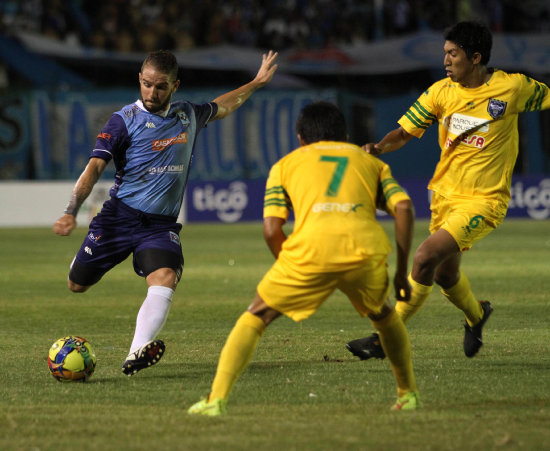 Blooming venci anoche a Sport Boys, en el Tahuichi, en el cierre de la primera fecha del Clausura.