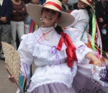 FOLCLORE. Una presentacin de danza durante el FIC de 2012 en Sucre