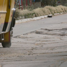 BACHES. Uno de los problemas de continuo reclamo en la ciudad es el mal estado de las calles.