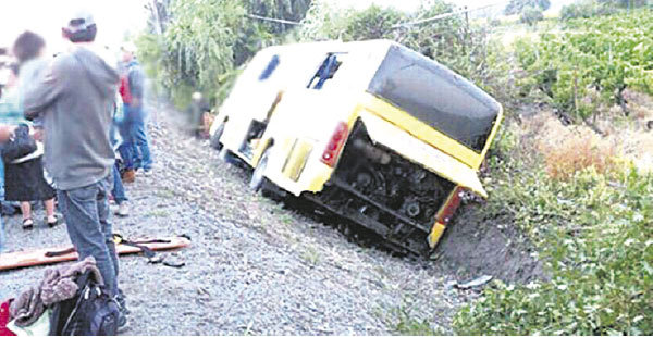 ACCIDENTE. El bus de transportes Villa Charcas estaba cerca de llegar a su destino final, la ciudad de Tarija.