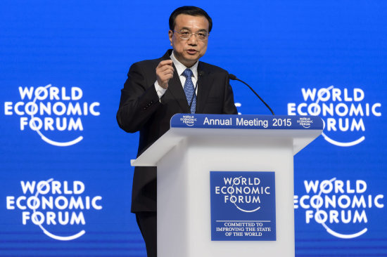 FORO. El Primer Ministro chino durante su intervencin en Davos, donde intent calmar la inquietud sobre la economa de su pas.