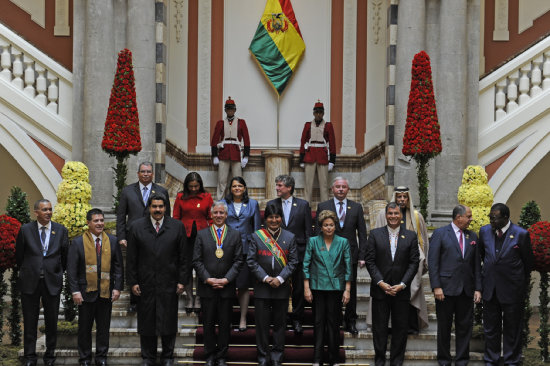 AMISTAD. El presidente Evo Morales recibi la visita de varios mandatarios de pases amigos en el acto de posesin de su tercer mandato.